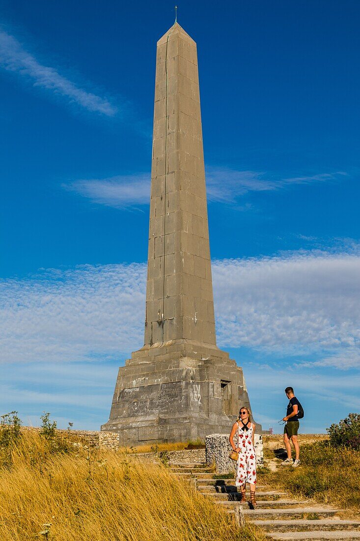 Blanc nez (white nose) cape, escalles, (62) pas-de-calais, france