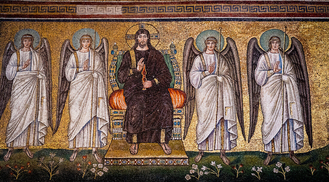 Mosaic of the enthroned Christus with four vanguard angels, Basilica of Sant'Apollinare Nuovo. Ravenna, Emilia romagna, Italy, Europe.