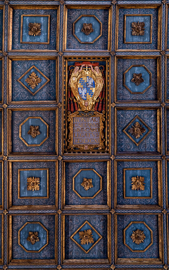 Detail der Decke der Basilika von Sant'Apollinare Nuovo. Ravenna, Emilia romagna, Italien, Europa.