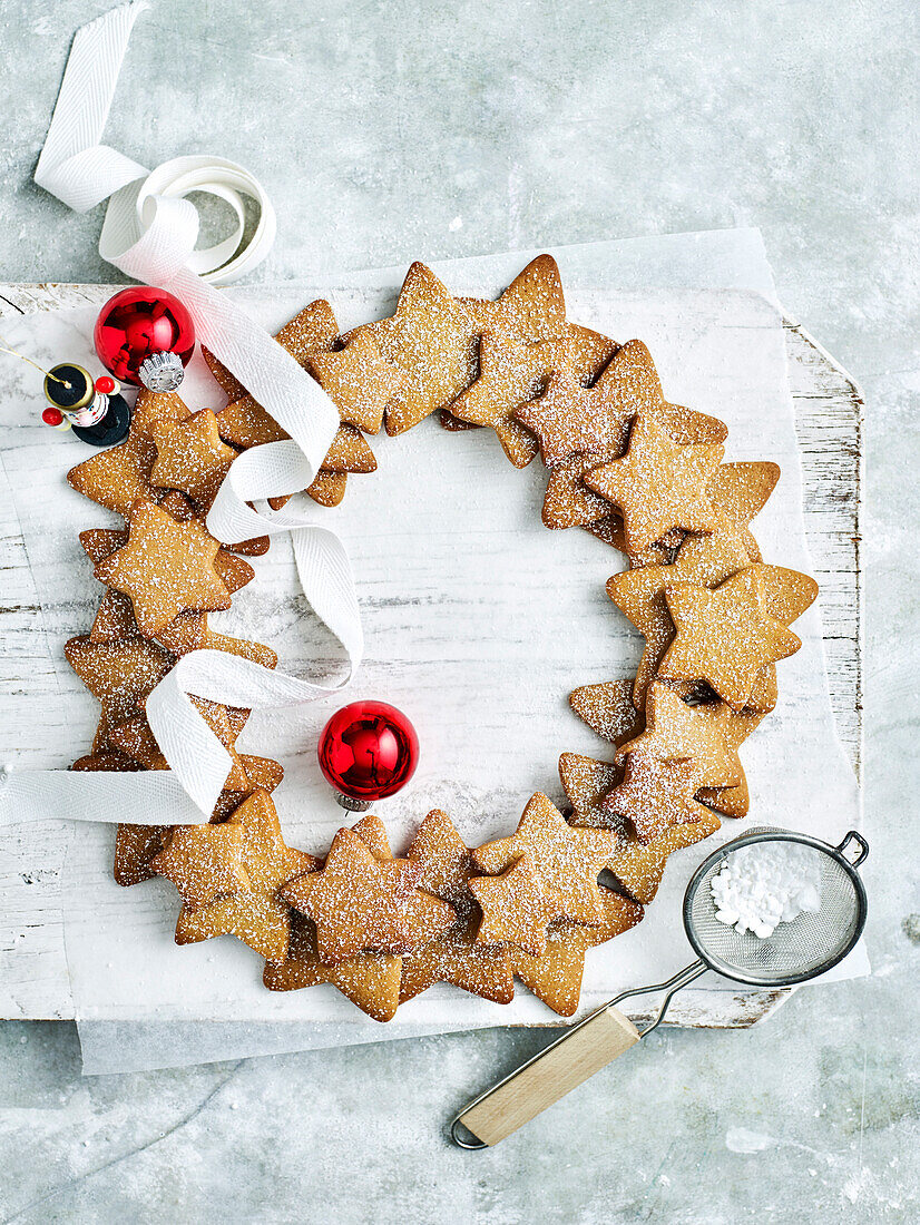 Kranz aus Lebkuchenplätzchen