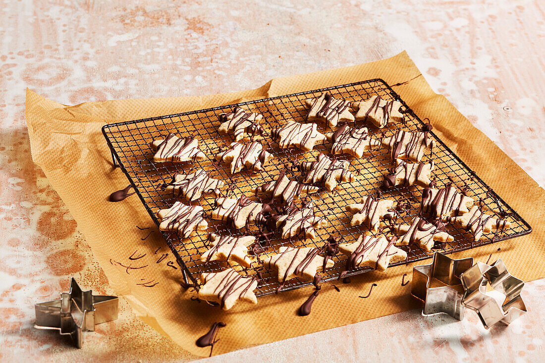 Chocolate cinnamon star cookies