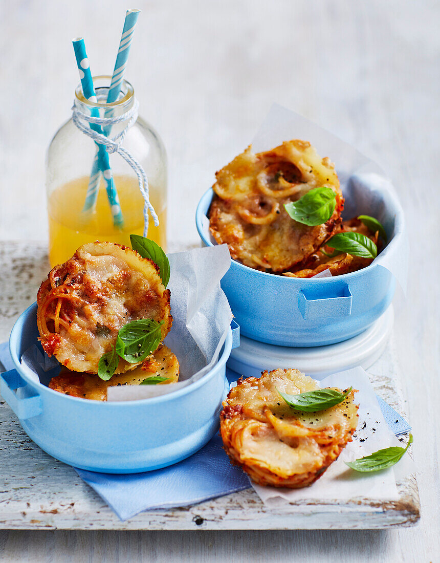 Spaghetti-Bolognese-Cups zum Mitnehmen