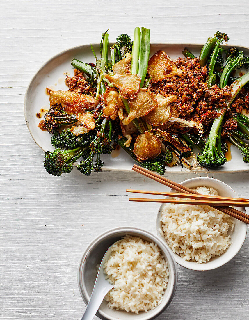 Gegrillter Broccolini in Shiitake-XO-Sauce