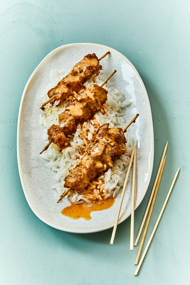 Saté with peanut sauce