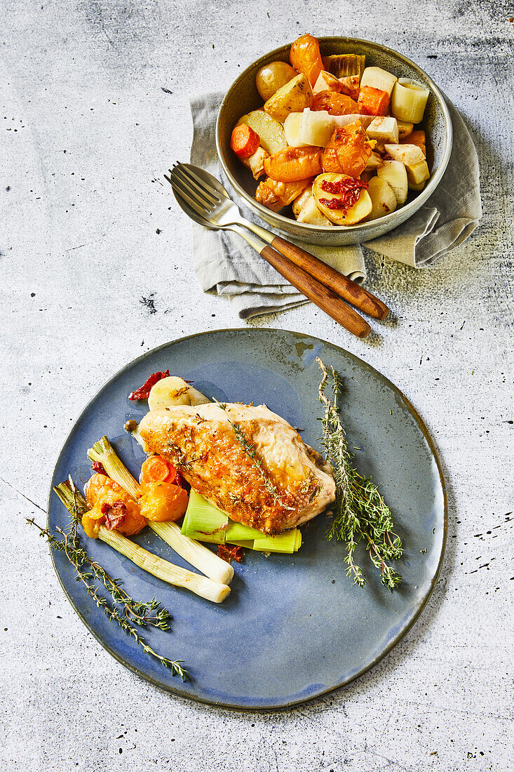 Apricot chicken with thyme