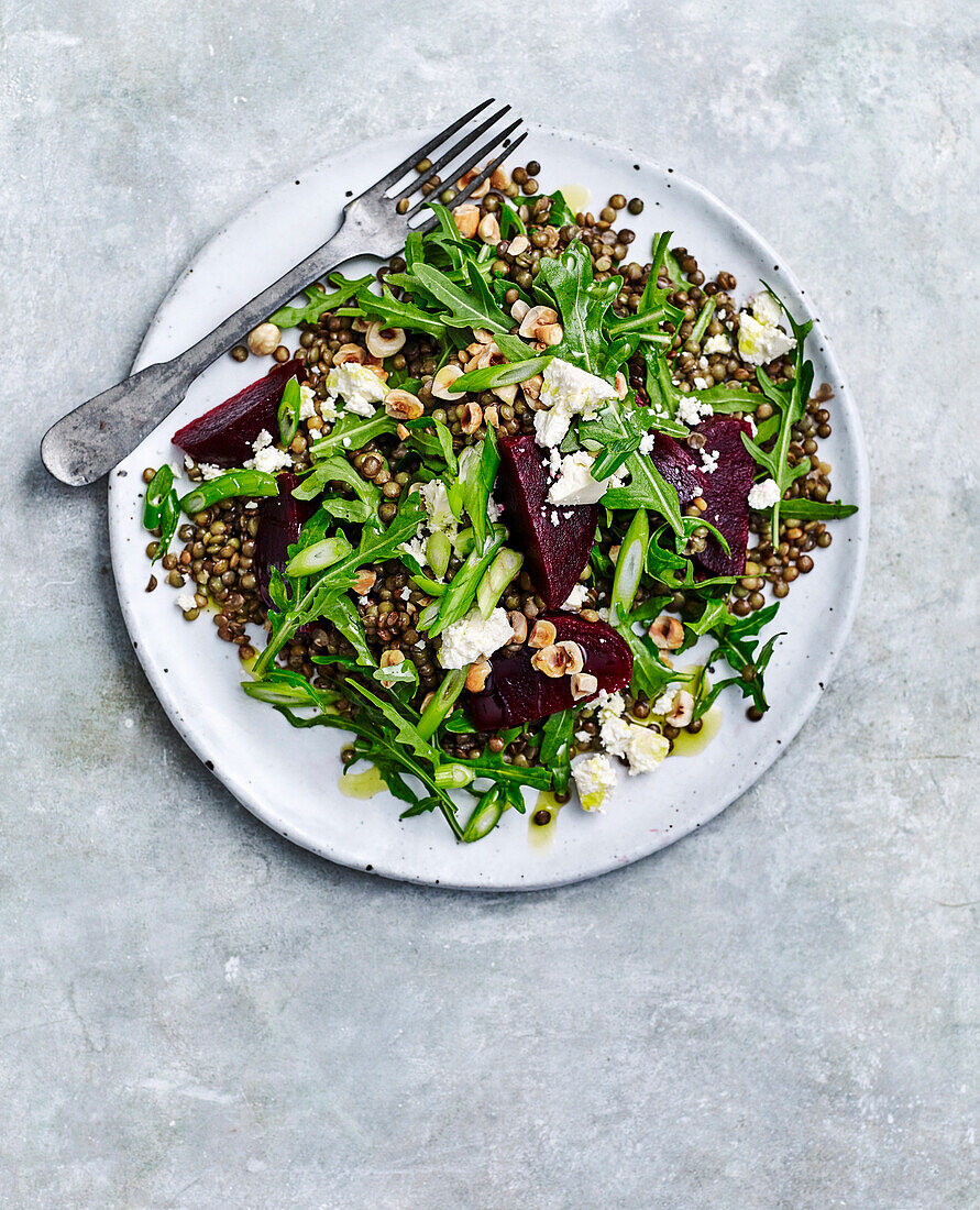 Beetroot and hazelnut green lentil salad