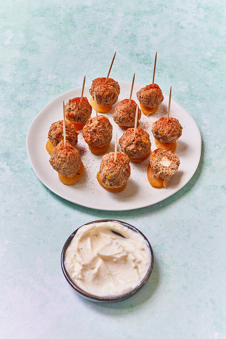 Stuffed meatballs