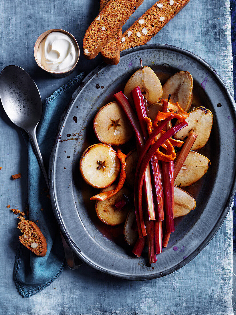 Maple-baked rhubarb, pears and apples