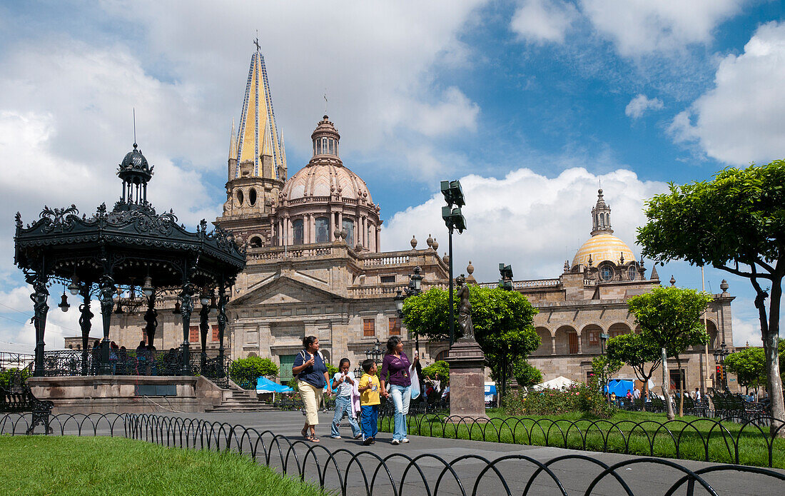 Plaza de Armas and Catedral Metropolitano, Guadalajara, Mexico.