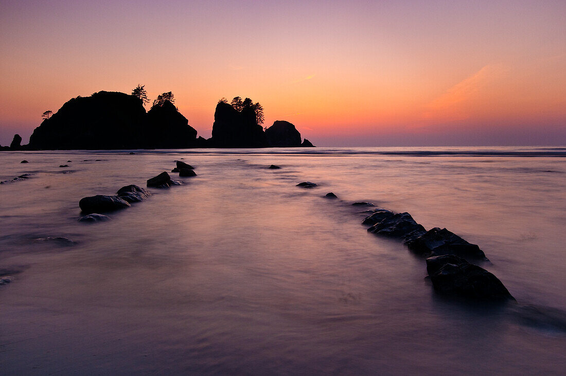 Shi Shi Beach and Point of Arches at dusk, Olympic National Park, Washington.