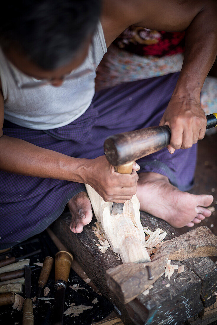 Schreiner, Yangon (Rangun), Myanmar (Burma)