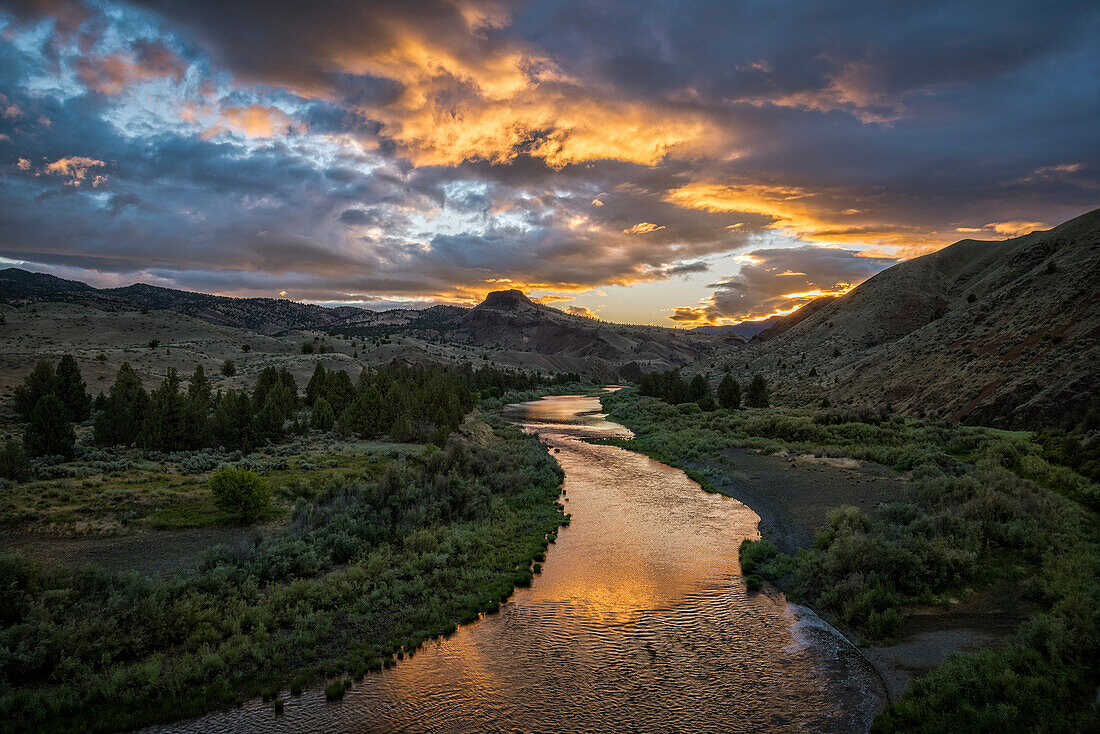 Der Wild and Scenic John Day River am Priest Hole Zugang im östlichen Oregon.