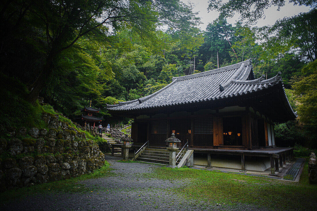 Der buddhistische Tempel Otagi Nenbutsu-ji im Stadtteil Arashiyama in Kyoto, Japan