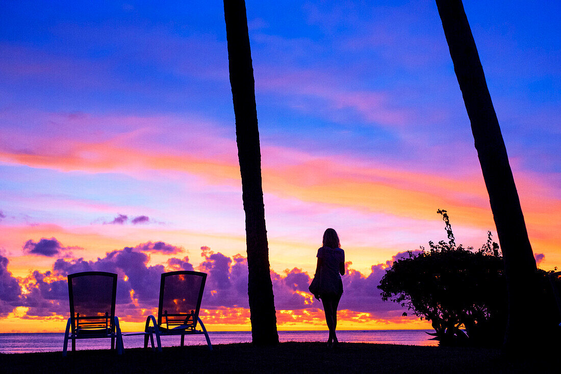 Sonnenuntergang im Hotel Le Meridien auf der Insel Tahiti, Französisch-Polynesien, Tahiti Nui, Gesellschaftsinseln, Französisch-Polynesien, Südpazifik.