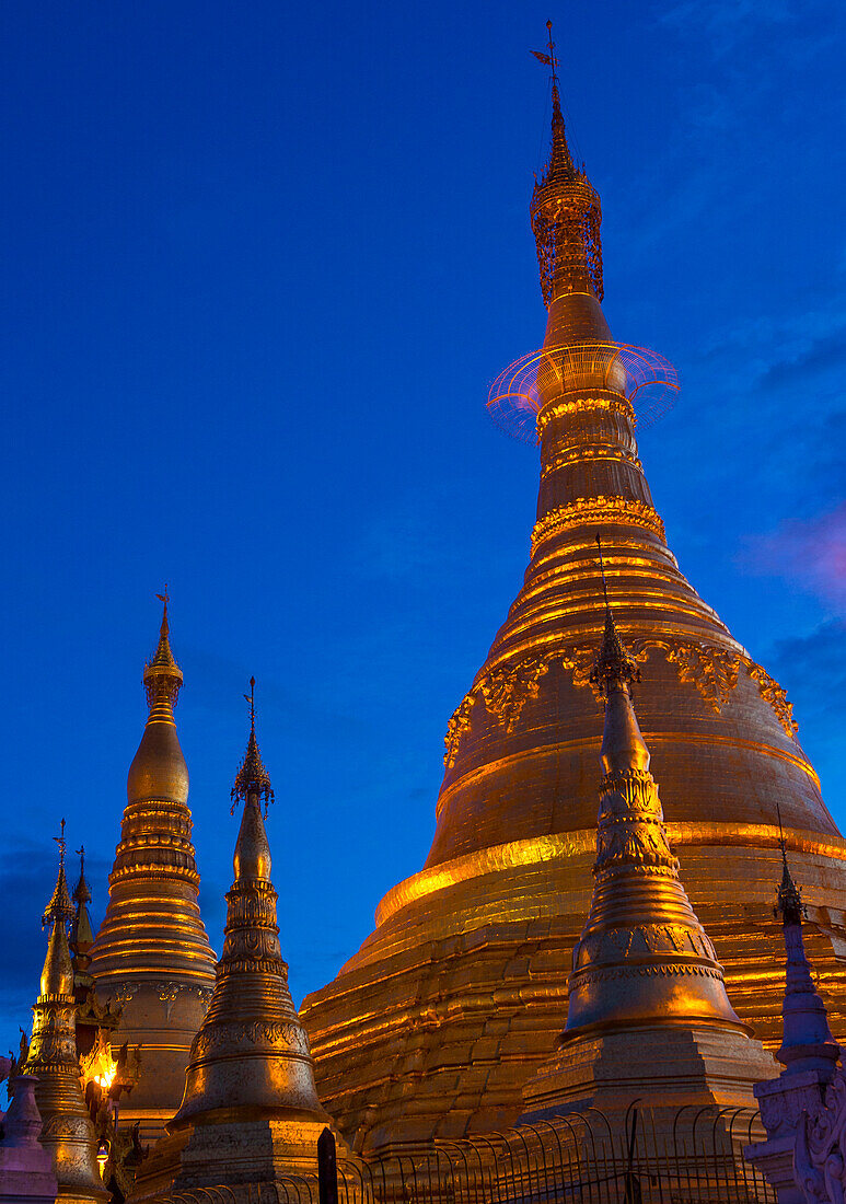 Shwedagon Pagoda in Yangon, Myanmar