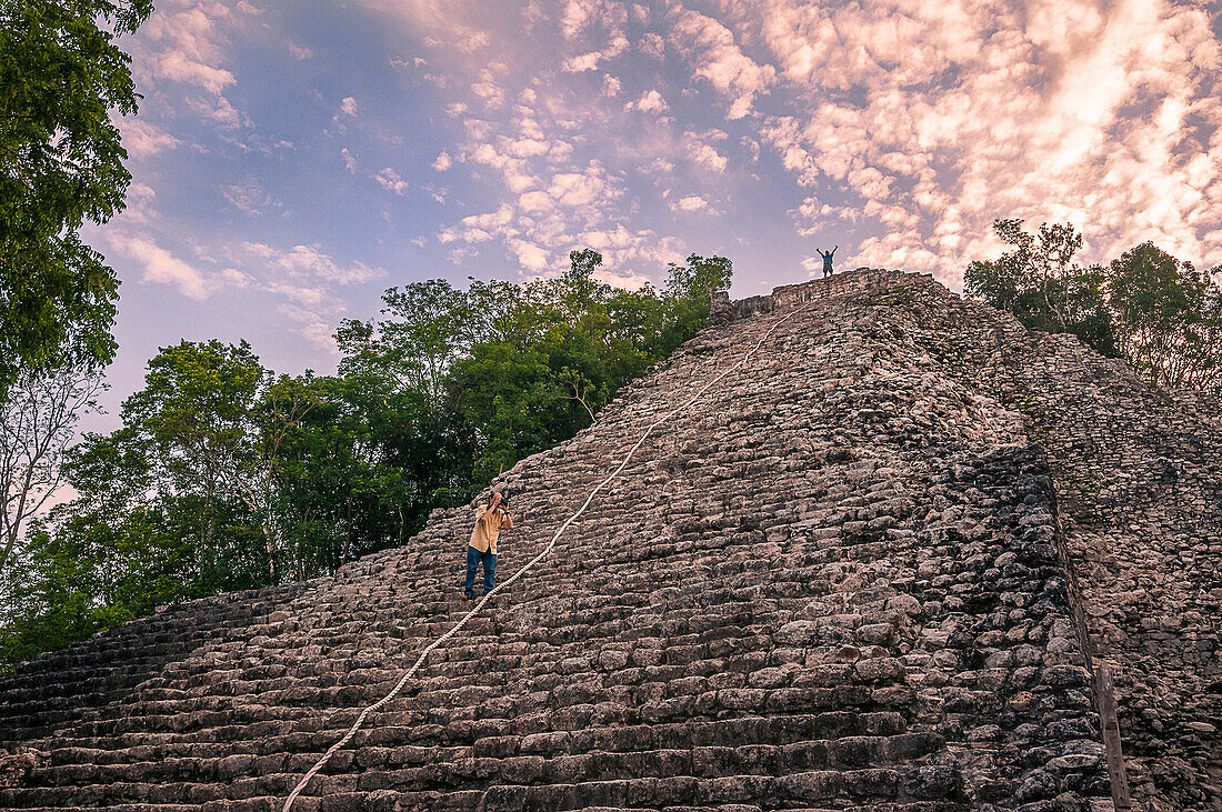 Die Hauptpyramide, Nohoch Mul, in den Maya-Ruinen von Coba, Quintana Roo, Mexiko.
