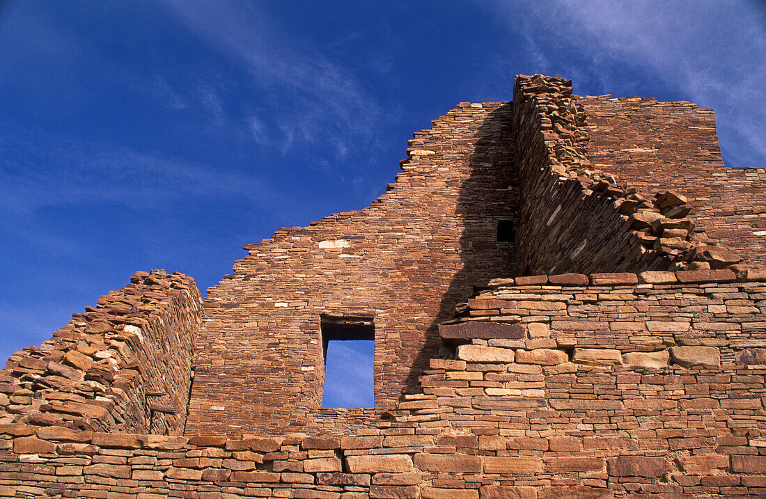 Fenster und Wände, Pueblo Bonito, Chaco Culture National Historical Park, New Mexico.