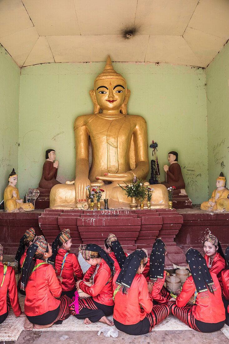 Pindaya Cave Festival, Pindaya, Shan State, Myanmar (Burma)