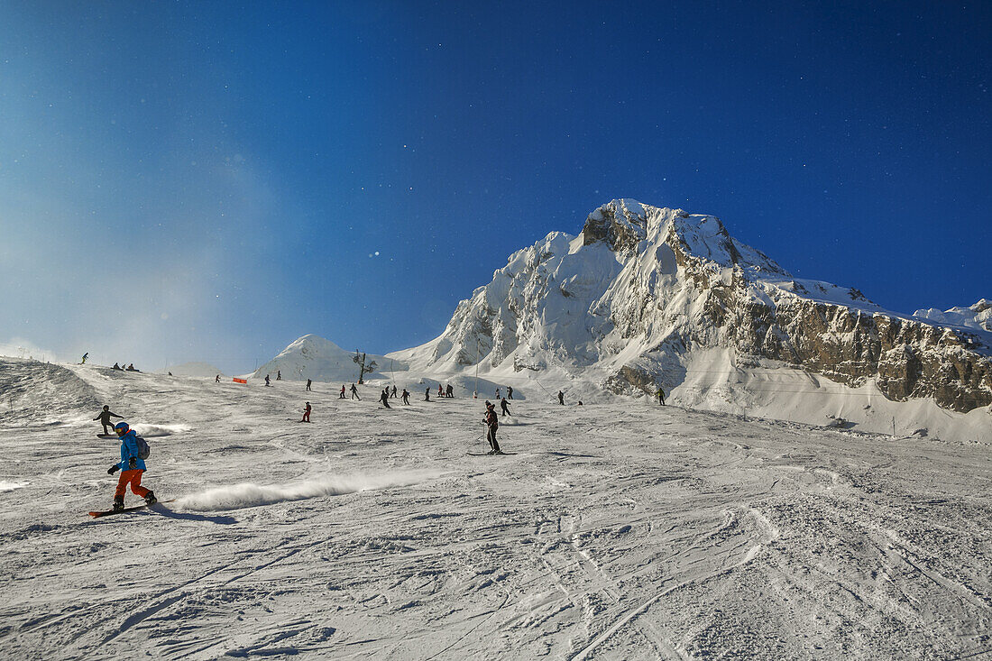 Gourette ski resort, Pyrenees Atlantiques, Aquitaine region, Ossau Valley, France