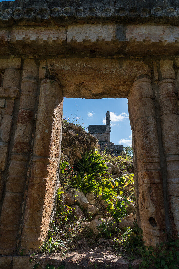 Die Ruinen der Maya-Stadt Labna sind Teil der prähispanischen Stadt Uxmal im UNESCO-Welterbezentrum in Yucatan, Mexiko.