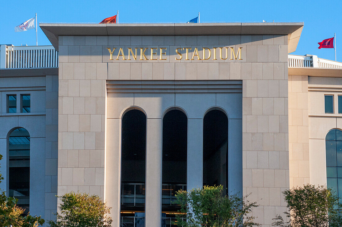 Yankee-Stadion. East 161 Street und River Avenue. Jerome Avenue, Bronx, New York, USA.