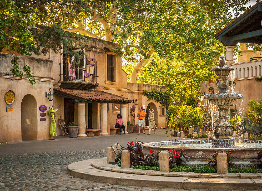 Fountain and courtyard at Tlaquepaque Arts & Crafts Shopping Center in Sedona, Arizona.