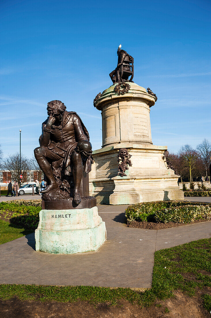 Hamlet Statue, Stratford Upon Avon, Warwickshire, England, United Kingdom, Europe