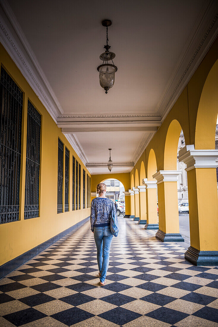 Tourist sightseeing at Plaza de Armas, Lima, Lima Province, Peru