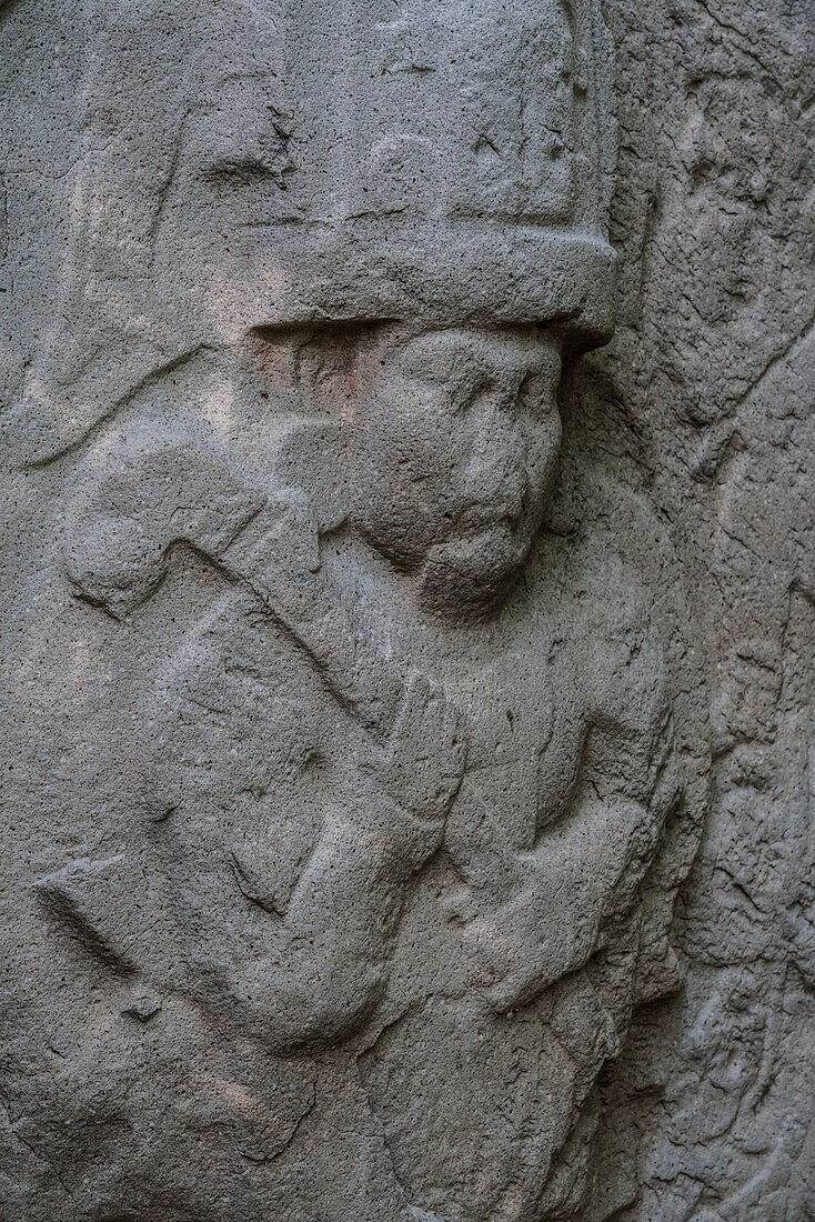 Stela of the King, Stela 2, from the Olmec ruins of La Venta. Preclassic Period (700-400 B.C.). La Venta Museum, Villahermosa, Mexico.