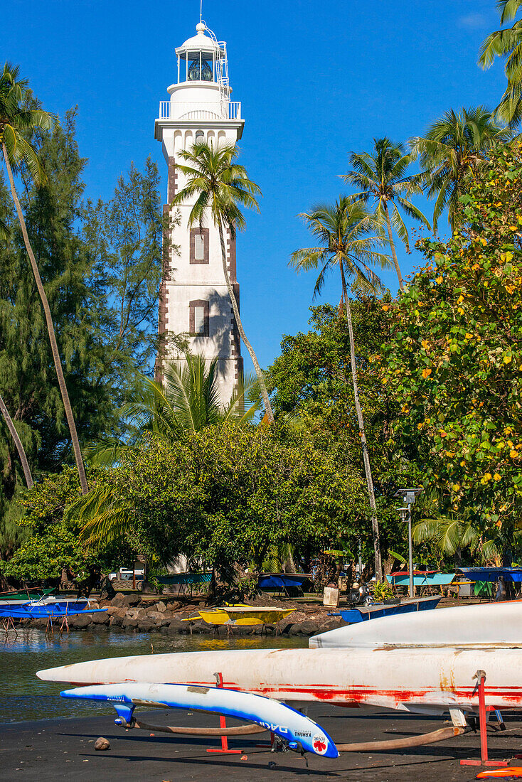 Venus Point Lighthouse (aka Pointe Venus), island of Tahiti, French Polynesia, Tahiti Nui, Society Islands, French Polynesia, South Pacific.