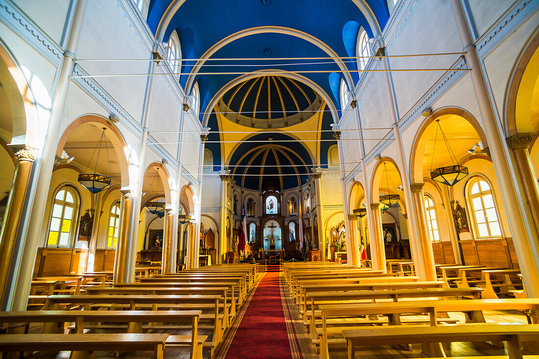 Katholische Herz-Jesu-Kirche (Iglesia Sagrado Corazon de Jesus), Puerto Varas, Chile Seengebiet