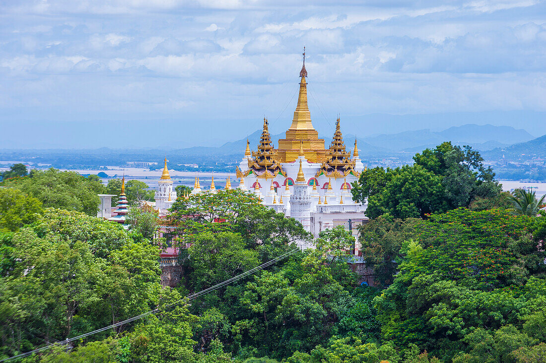 Sagaing-Hügelpagode in Myanmar