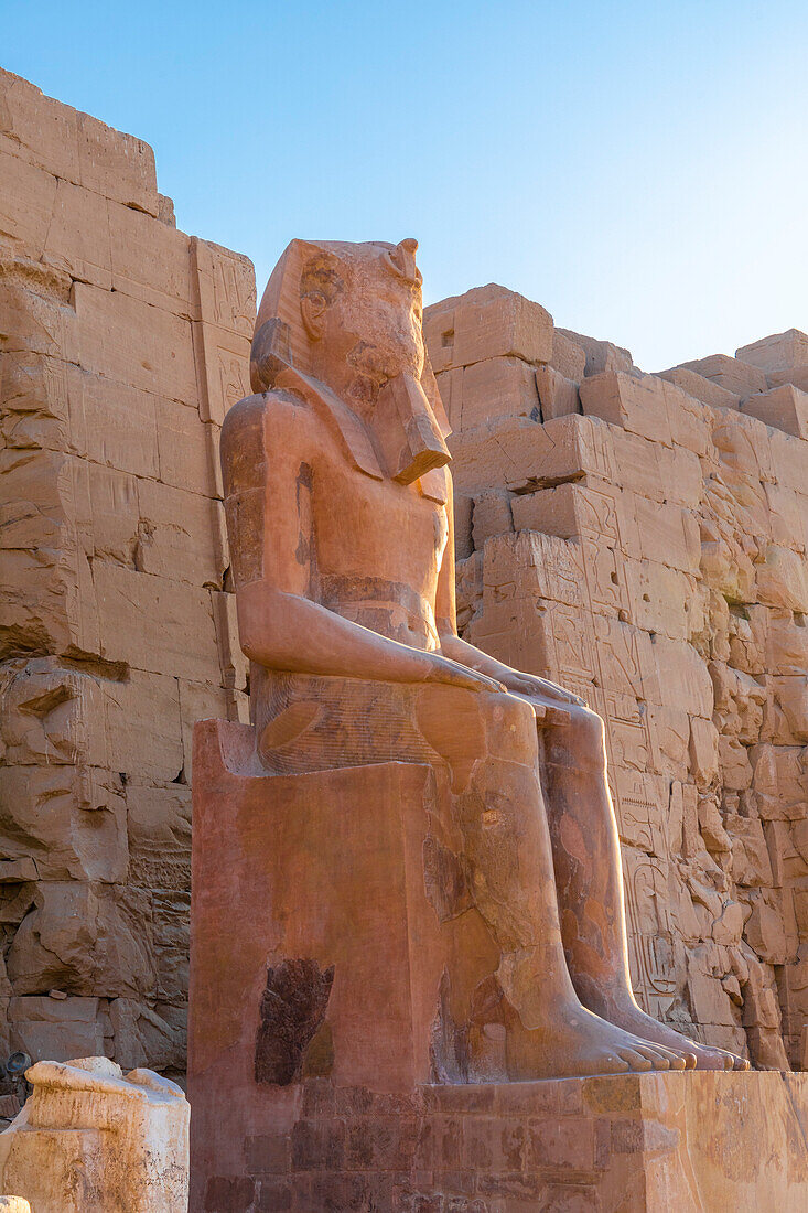 Statue at Karnak Temple, Luxor, Thebes, UNESCO World Heritage Site, Egypt, North Africa, Africa