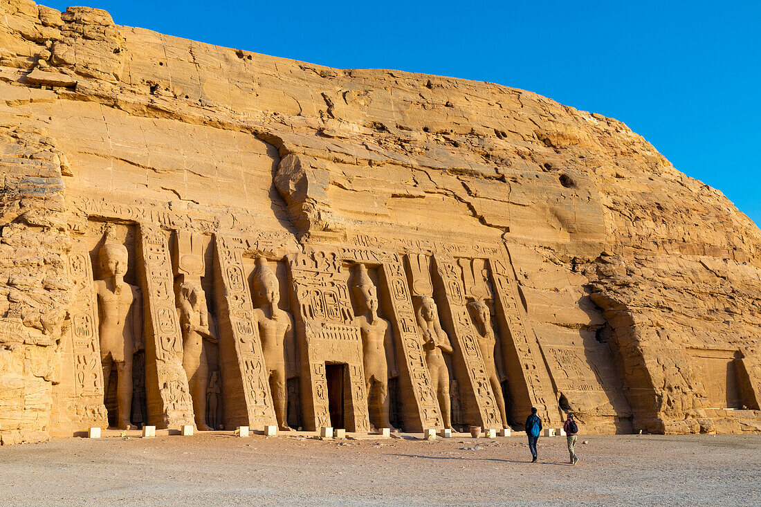 Der kleine Tempel der Hathor und Nefertari, Abu Simbel, Abu Simbel, UNESCO-Welterbe, Ägypten, Nordafrika, Afrika
