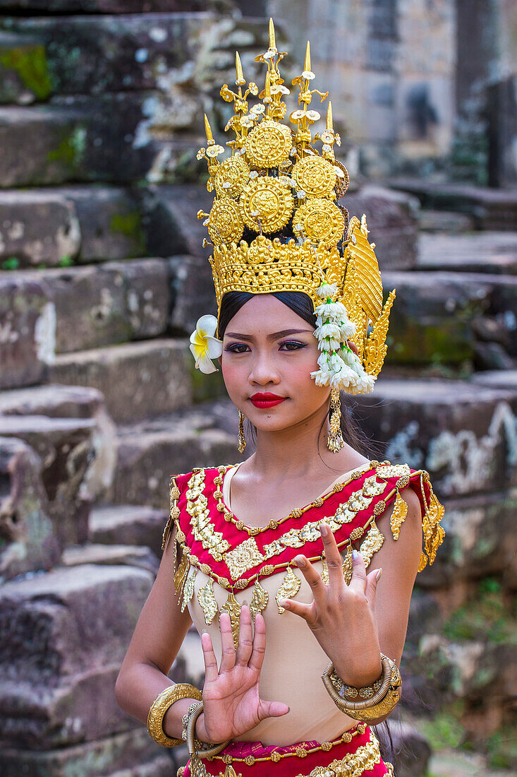 Kambodschanische Apsara-Tänzerin in Angkor Wat, Siem Reap, Kambodscha
