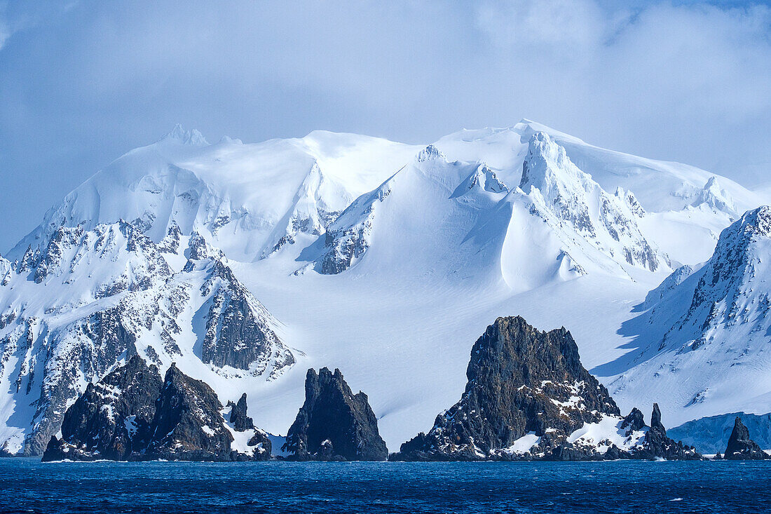 Landschaft, schneebedeckte Süd-Shetland-Inseln, Antarktis, Polarregionen