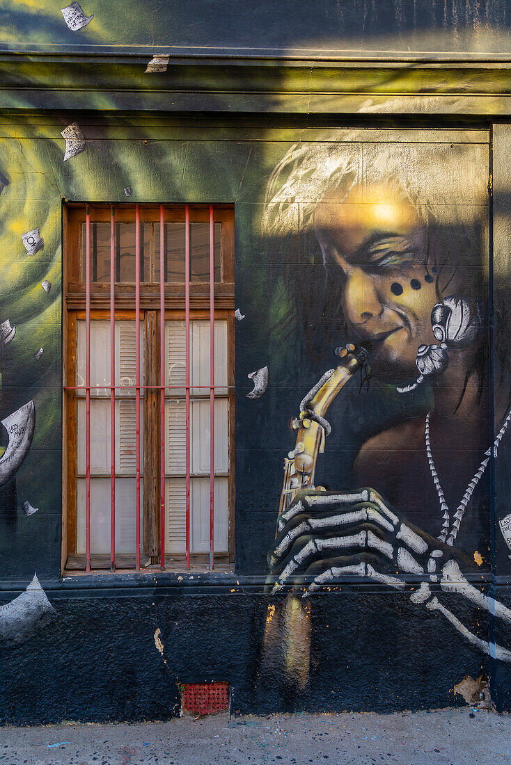 Painted mural of man playing saxophone, Cerro Bellavista, Valparaiso, Valparaiso Province, Valparaiso Region, Chile, South America