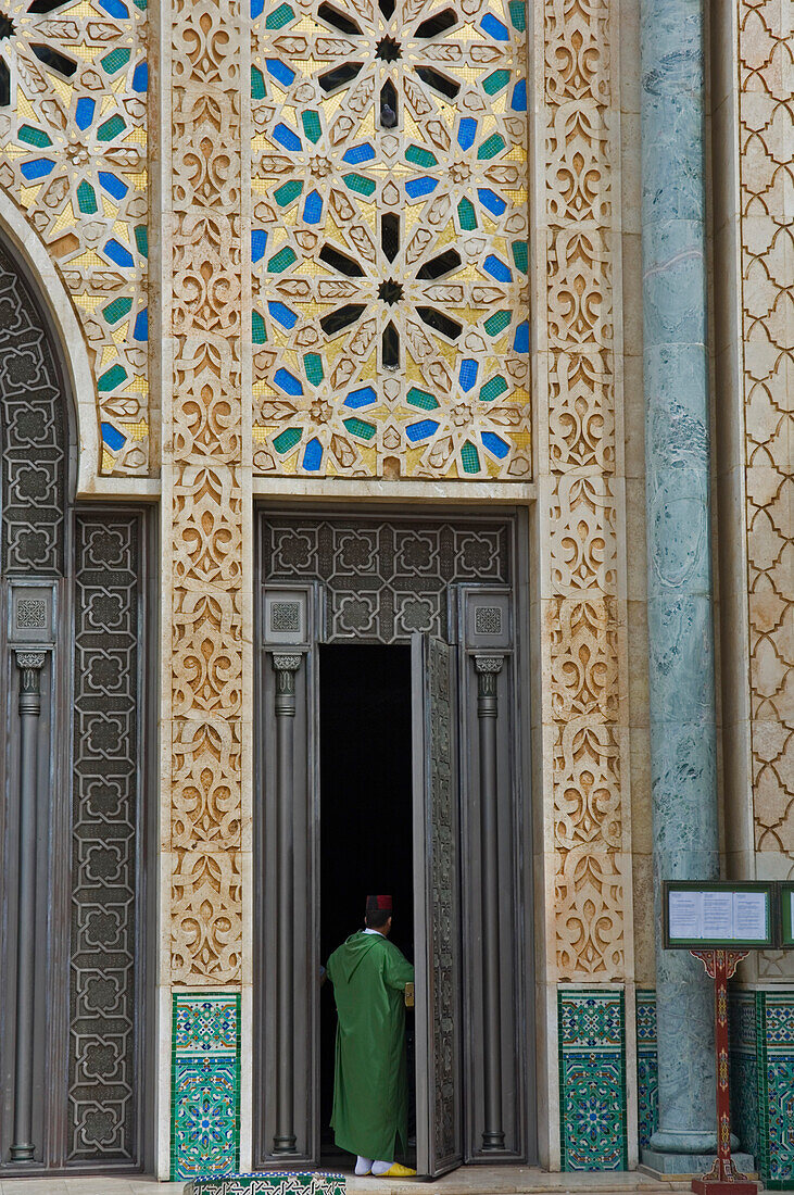 Tour Guide At The Hassan Ii Mosque