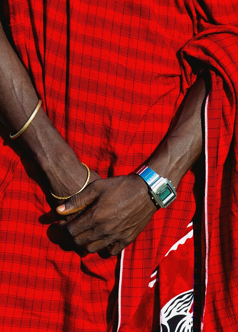 Hände eines Massai-Mannes, Mittelteil, Nahaufnahme