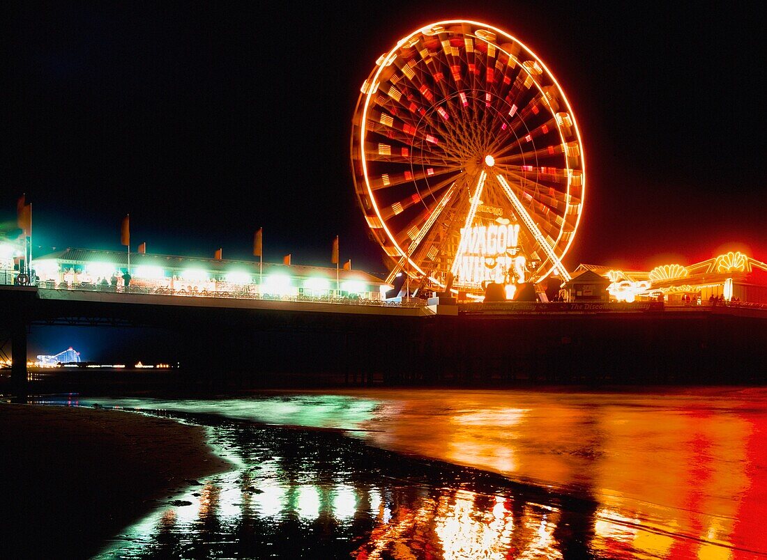 Blackpools zentraler Pier mit