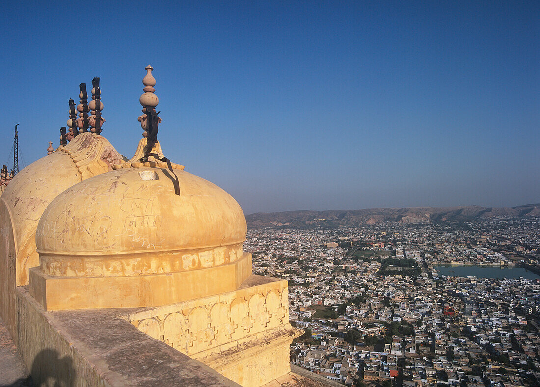 Terrasse mit Blick auf die Stadt Jaipur