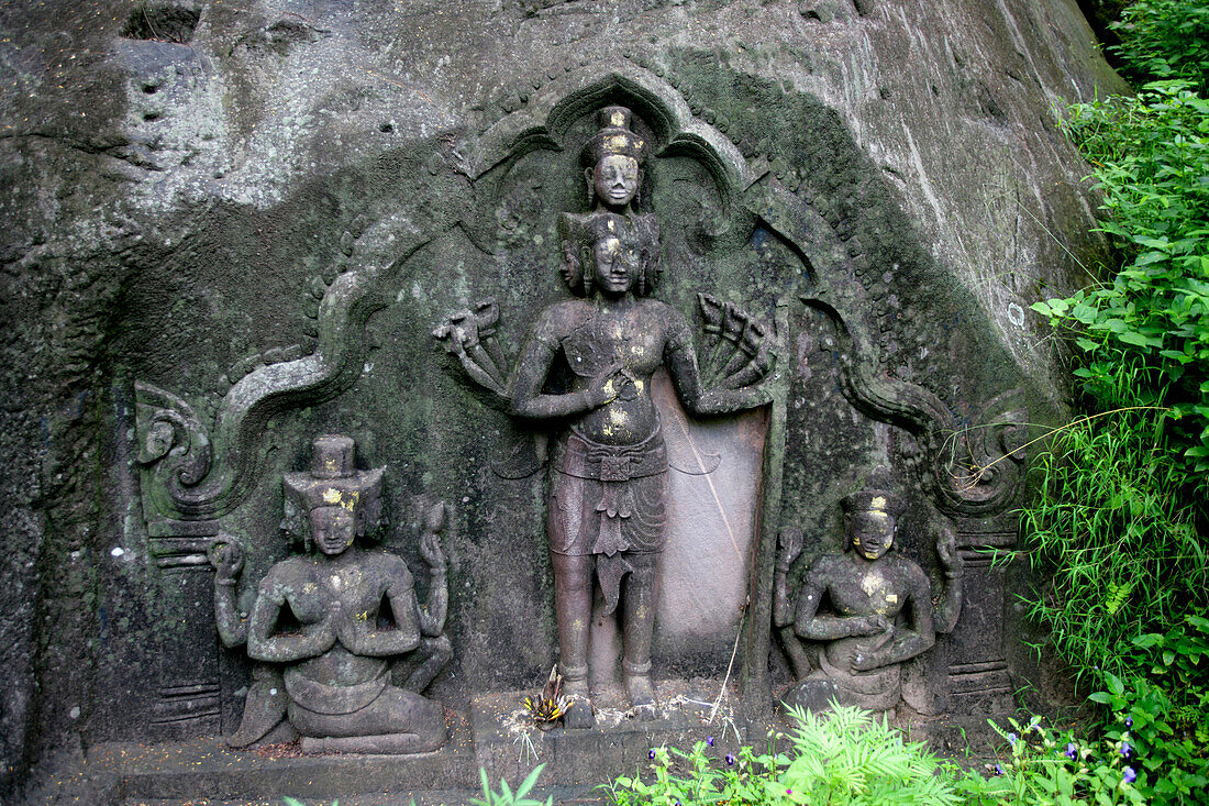 Schnitzereien im Wat Phu Khumer Tempel, Champasak, Laos