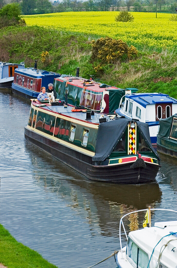 Boote auf dem Shropshire Union Canal, England,Vereinigtes Königreich