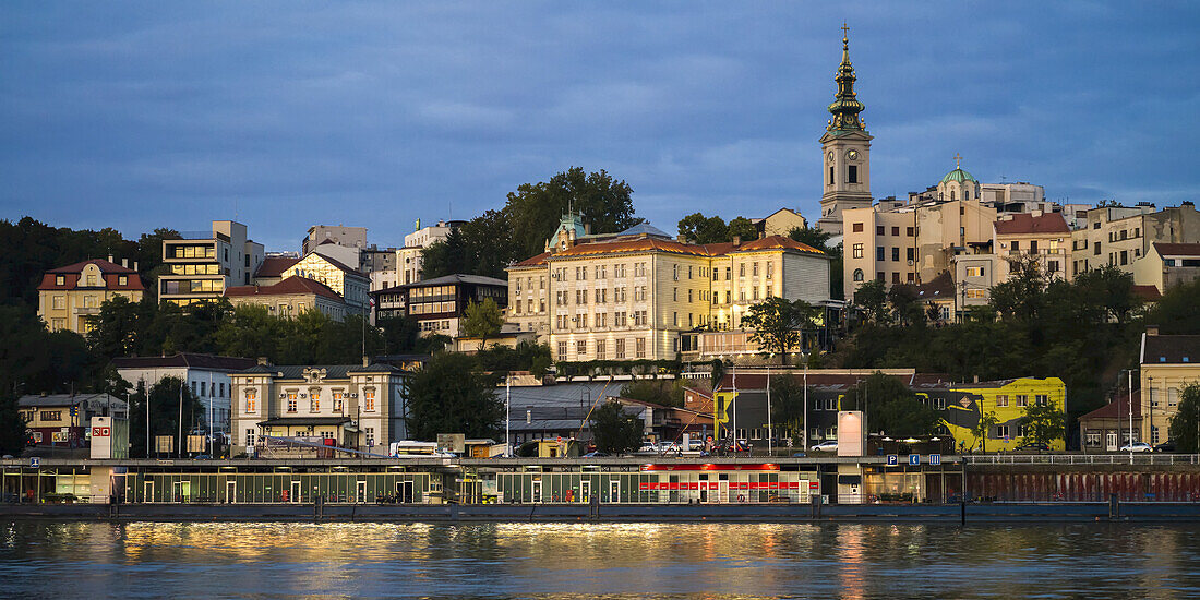 Blick auf Belgrad von der Save aus; Belgrad, Vojvodina, Serbien