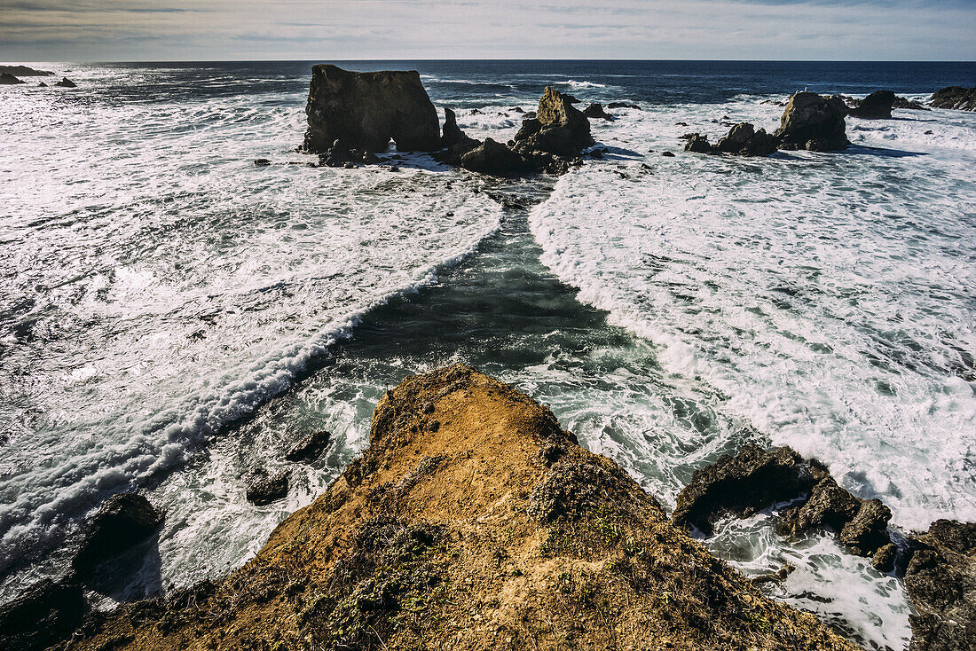 Russian Gulch Headlands entlang der Küste von Mendocino County; Kalifornien, Vereinigte Staaten von Amerika.