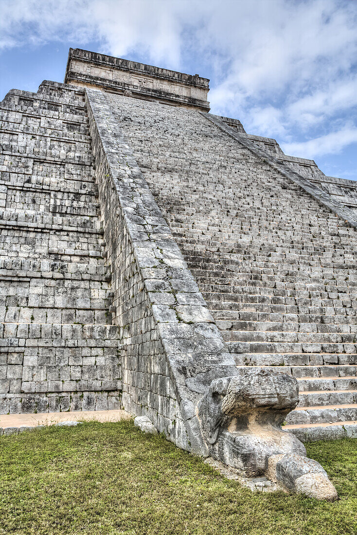 El Castillo, Chichen Itza, UNESCO-Weltkulturerbe; Yucatan, Mexiko