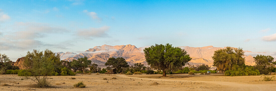 Landschaft um die Brandberg White Lady Lodge, Damaraland; Kunene Region, Namibia.
