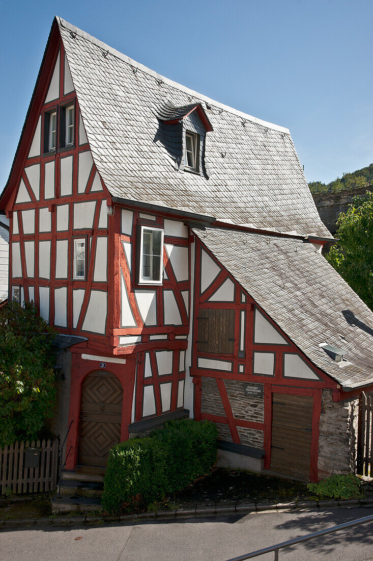 Mittelalterliches Sakristeihaus der St. Martinskirche; Oberwesel Deutschland