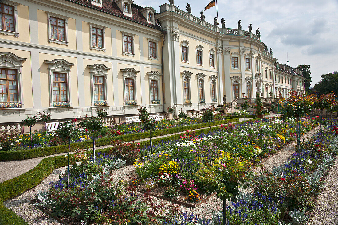 Barocke Gärten am Schloss Ludwigsburg; Ludwigsburg Baden-Württemberg Deutschland