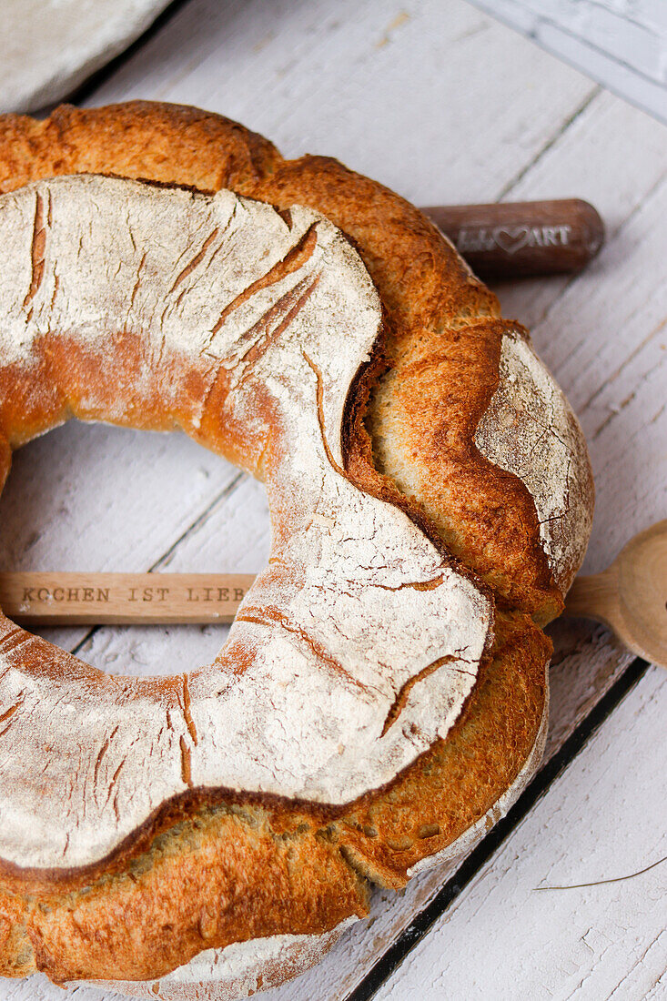 Couronne (French crown bread)